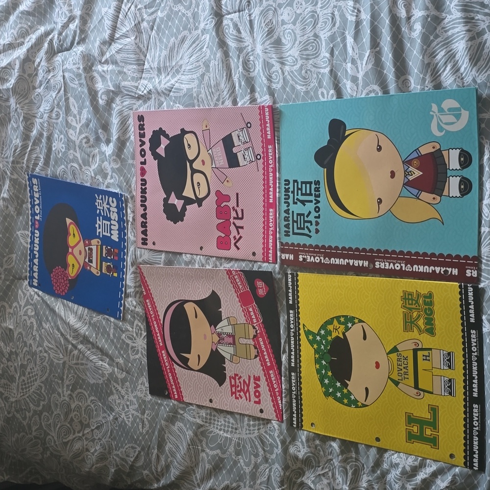 Harajuku Lovers Girls Folders 3-Ring 2-Pocket Portfolios